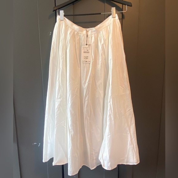 NWT ZARA ZW COLLECTION MIDI SWING SKIRT - Picture 2 of 3